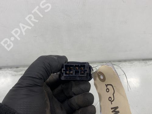 Used Right rear window switch Right rear window switch PEUGEOT 406 Break (8E/F) 2.0 HDI 110 (109 hp) 31288673 31288673