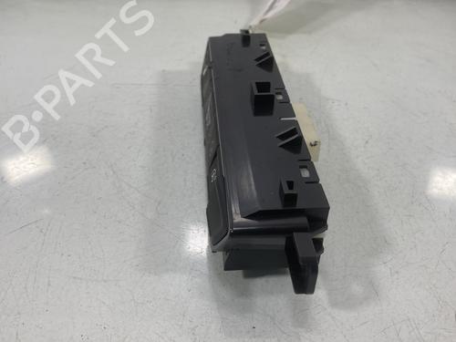 Used Warning switch Warning switch DACIA SANDERO III 1.0 SCe 65 (67 hp) 30297030 30297030