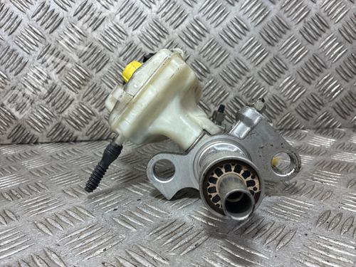 Used Brake master cylinder Brake master cylinder 39520718 39520718