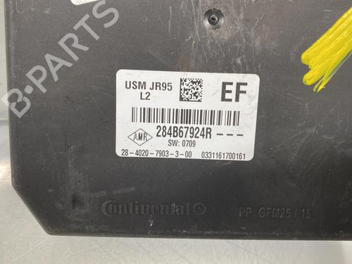 Used Fuse box Fuse box 20023507 20023507