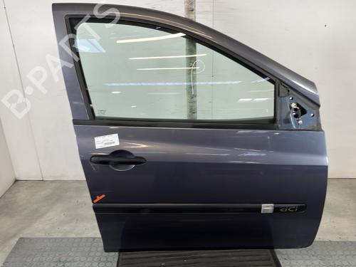Used Right front door RENAULT CLIO III (BR0/1, CR0/1) 1.5 dCi (BR17, CR17) (86 hp) 30200744