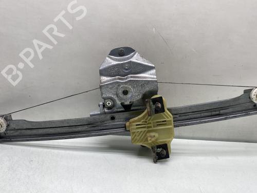 Vindusheismekanisme venstre foran RENAULT CAPTUR I (J5_, H5_) 0.9 TCe 90 (90 hp) 30719932