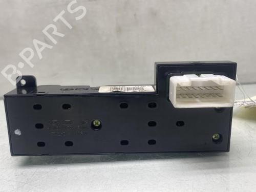 Used Left front window switch HYUNDAI i30 (FD) 1.6 CRDi (90 hp) 19969637