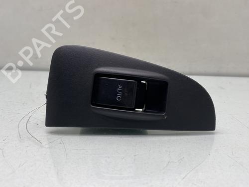 Interrupteur de vitre arrière droite TOYOTA AVENSIS Estate (_T25_) 2.0 D-4D (ADT250_, ADT250R) (126 hp) 30576297