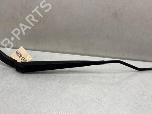 Used Front windshield wiper arm Front windshield wiper arm RENAULT CLIO IV Grandtour (KH_) 1.5 dCi 90 (KHN3, KHN4) (90 hp) 33484437 33484437