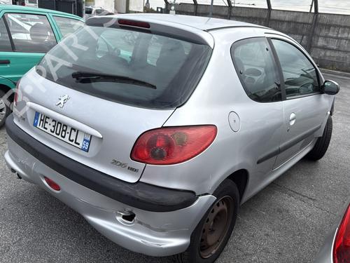 Right taillight PEUGEOT 206 Hatchback (2A/C) 1.4 HDi eco 70 | BP30887993C35