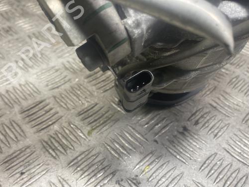 Used AC compressor AC compressor BMW 1 (F20) 116 d (116 hp) 21490758 21490758