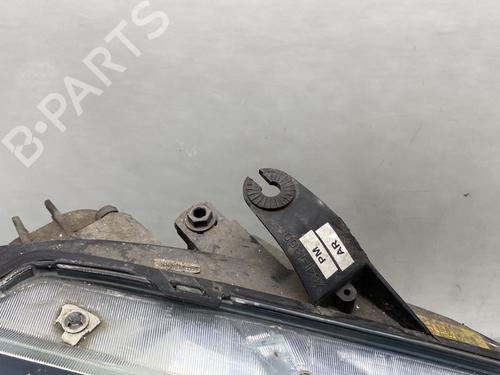 Right headlight FORD FOCUS I Saloon (DFW) 2.0 16V | BP25623967C29 