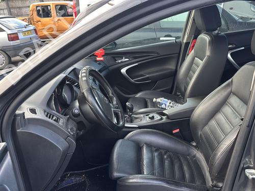 Grille OPEL INSIGNIA A (G09) 2.0 CDTI (68) | BP31134975C40