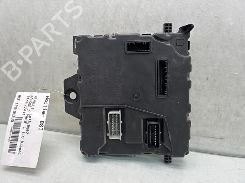Used Fuse box Fuse box 36792718 36792718