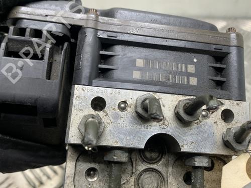 ABS pump MERCEDES-BENZ CLS (C219) CLS 320 CDI (219.322) | BP31189590M43