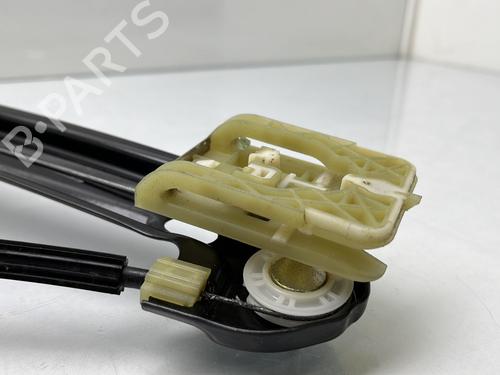 Front right window mechanism VW GOLF VIII (CD1, DA1) 1.5 TSI | BP26715208C23 - Image 3