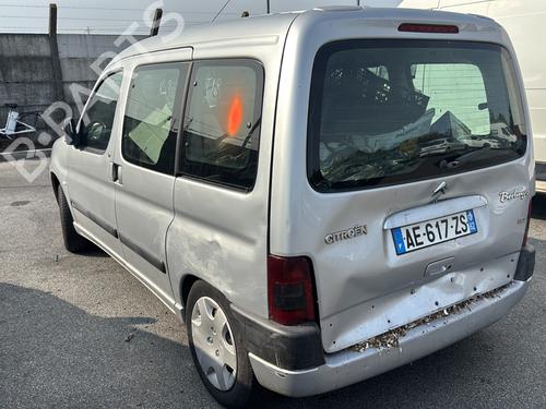 Grille CITROËN BERLINGO / BERLINGO FIRST Box Body/MPV (M_) 2.0 HDI 90 (MBRHY, MCRHY) | BP28496672C40 