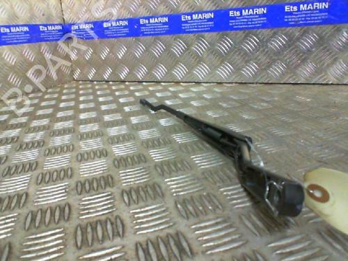 Used Front windshield wiper arm FORD PUMA (EC_) 1.4 16V (90 hp) 20034929