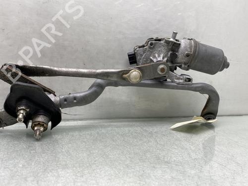 Used Front wiper motor TOYOTA YARIS (_P13_) 1.3 (NSP130_, NSP130) (99 hp) 21822348