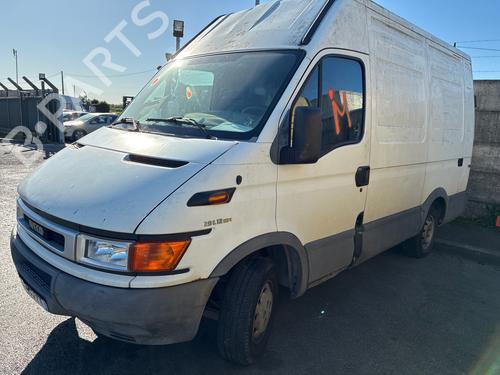 Right front indicator IVECO DAILY III Van 29 L 12 V (ALKA41A2, ALLA52A2, ALKA42A2) | BP38066671C33 - Image 8