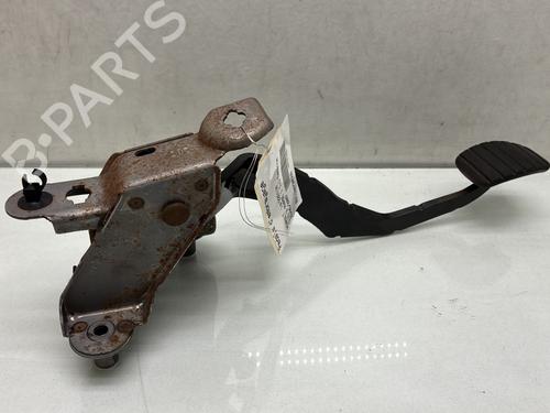 koblingspedal koblingspedal RENAULT CLIO III (BR0/1, CR0/1) 1.2 16V (BR02, BR0J, BR11, CR02, CR0J, CR11) (75 hp) 33711310 33711310