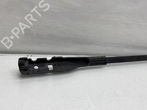 Used Front windshield wiper arm Front windshield wiper arm MERCEDES-BENZ CLA Shooting Brake (X118) CLA 180 (118.684) (136 hp) 19948737 19948737