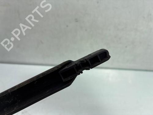 Used Rear windshield wiper arm Rear windshield wiper arm 37997942 37997942