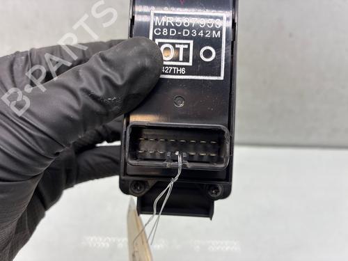 Used Left front window switch Left front window switch 37172020 37172020