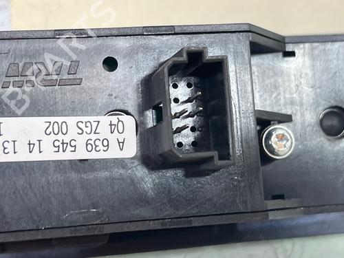 Mando elevalunas delantera derecho Mando elevalunas delantera derecho MERCEDES-BENZ VITO / MIXTO Van (W639) [2003-2026] 37006169 37006169
