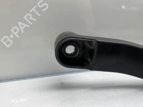 Used Front windshield wiper arm Front windshield wiper arm 19956342 19956342