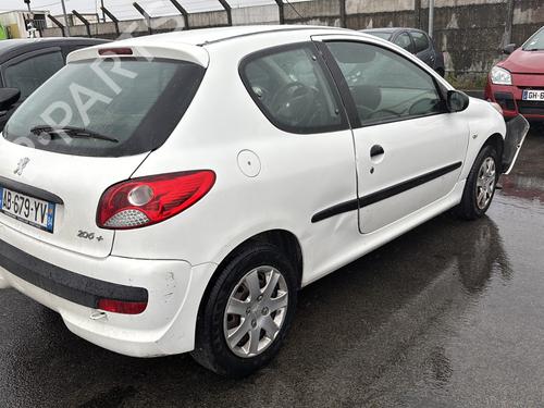 Left taillight PEUGEOT 206+ (2L_, 2M_) 1.4 HDi eco 70 | BP28704875C34 