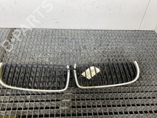 Used Grille BMW 3 (E90) 320 d (163 hp) 23983202
