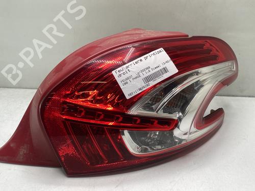 Højre baglygte PEUGEOT 208 I (CA_, CC_) 1.6 HDi (92 hp) 29940009
