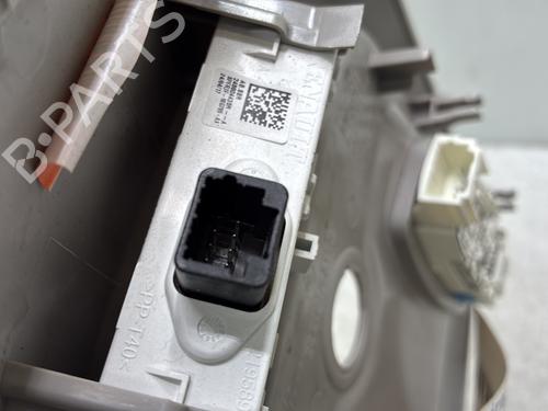 Used Interior roof light Interior roof light RENAULT CAPTUR I (J5_, H5_) 1.2 TCe 120 (118 hp) 33830869 33830869