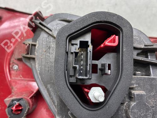 Used Right taillight Right taillight 33648450 33648450