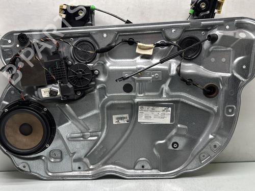 Rudehejsemekanisme Højre foran VW POLO IV (9N_, 9A_) 1.4 TDI (75 hp) 29507163