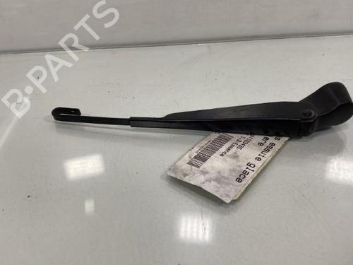 Used Rear windshield wiper arm FORD FIESTA V (JH_, JD_) 1.3 (69 hp) 20034670