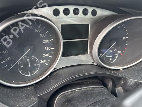 Wheel arch MERCEDES-BENZ R-CLASS (W251, V251) R 320 CDI 4-matic (251.022, 251.122) | BP32318074C56