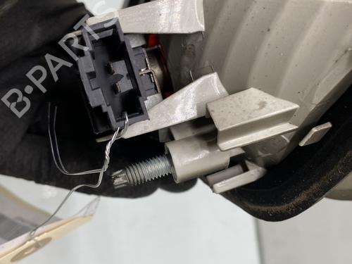 Left tailgate light AUDI A4 B7 (8EC) 2.0 TDI 16V | BP30888013C79 - Image 3