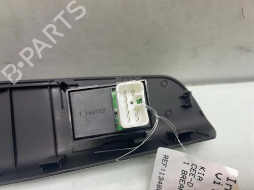 Right front window switch KIA CEE'D SW (ED) 1.6 CRDi 115 | BP40271064I26 - Image 3