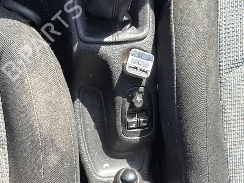 Horn PEUGEOT 206 Hatchback (2A/C) 1.4 HDi eco 70 | BP30878479E13