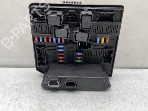 Used Electronic module RENAULT KOLEOS I (HY_) 2.0 dCi (HY0K) (150 hp) 31205507