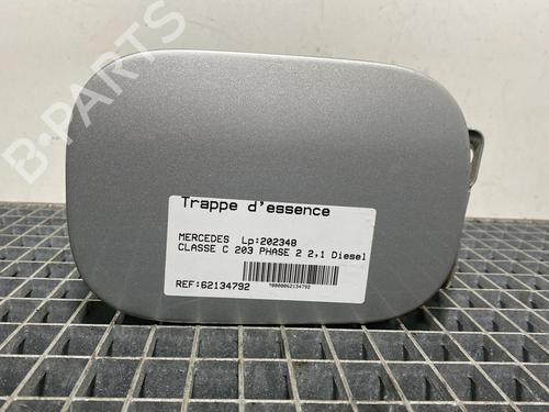 Fuel flap MERCEDES-BENZ C-CLASS (W203) C 220 CDI (203.008) | BP19976666C131 