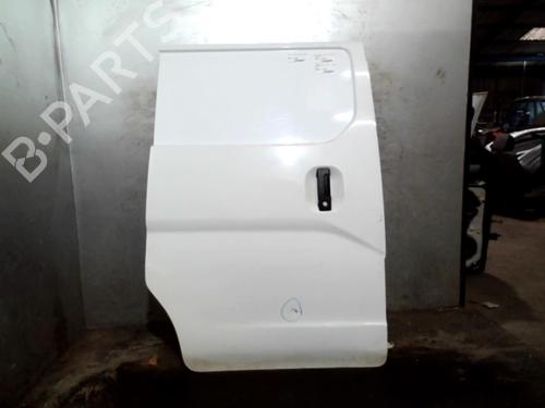 Used Left slide door NISSAN NV200 Van 1.5 dCi 85 (M20, M20N, M20M) (86 hp) 21372849