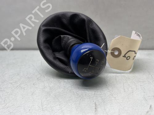 shift-knob-citroen-saxo-s0-s1-1996-1997-1998-1999-2000-2001-2002-2003-2004-31996492 main image
