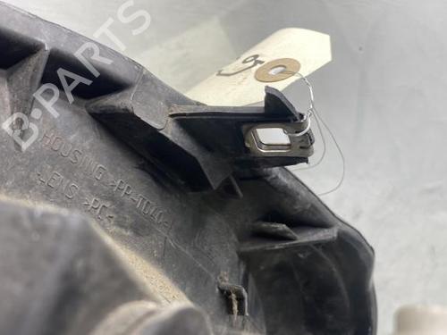 Used Right headlight Right headlight RENAULT TRAFIC II Van (FL) 2.0 dCi 90 (FL0H, FL00, FL01, FL0M, FL0P, FL0S) (90 hp) 19992462 19992462