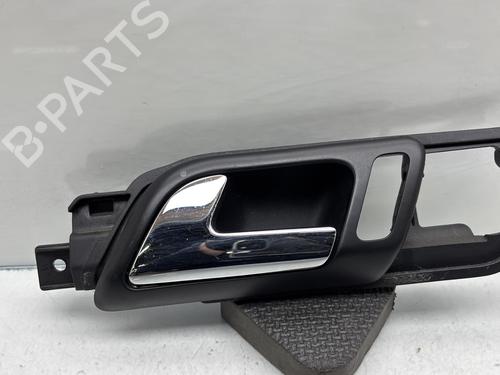 Used Front left interior door handle VW POLO IV (9N_, 9A_) 1.4 TDI (70 hp) 28611111