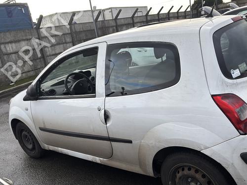 Switch RENAULT TWINGO II (CN0_) 1.5 dCi (CN0E) | BP33314348I30 - Image 17