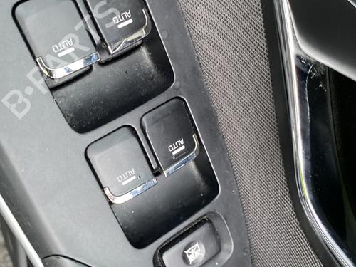 Left front fog light KIA CEE'D (JD) 1.0 T-GDI | BP29413502C30  - Image 10