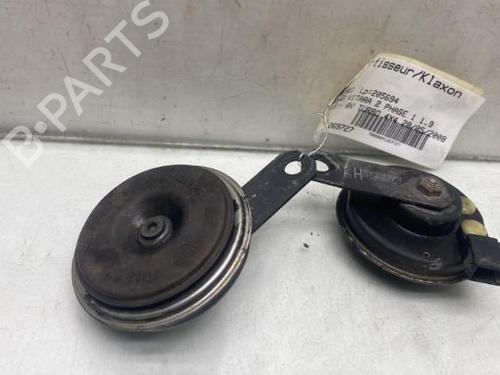 Horn SUZUKI GRAND VITARA II (JT, TE, TD) 1.9 DDiS All-wheel Drive (JT419, TD44, JB419WD, JB419XD,... | BP19949134E13 