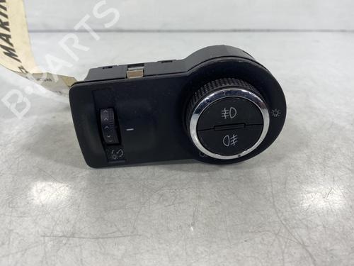 Used Headlight switch Headlight switch OPEL INSIGNIA A Sports Tourer (G09) 2.0 CDTI (35) (110 hp) 19964618 19964618