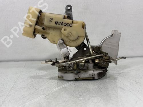 Used Front left lock TOYOTA YARIS (_P1_) 1.3 (NCP10, SCP12_) (86 hp) 29961932