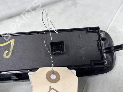 Used Left front window switch Left front window switch FORD MONDEO IV Turnier (BA7) 1.6 TDCi (115 hp) 34333131 34333131
