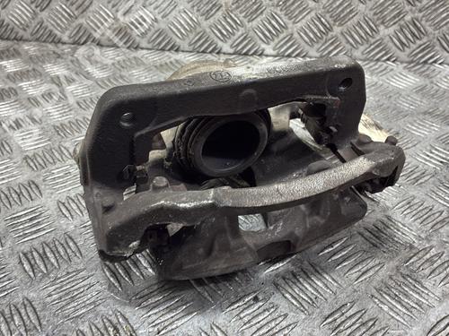 Used Right front brake caliper Right front brake caliper 36402017 36402017